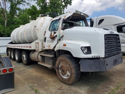 1FVHG3DV2EH****** 2014 Freightliner 114SD