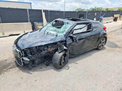 KMHTC6AD0HU****** 2017 Hyundai Veloster