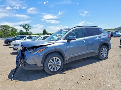 7MUBAABG3NV****** 2022 Toyota Corolla Cross