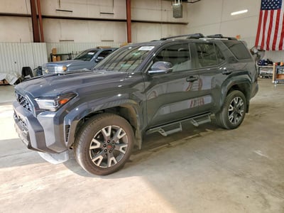 JTEVA5AR8T5****** 2026 Toyota 4Runner