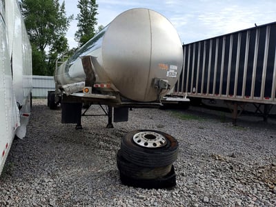 5WSAA4322FN****** 2013 Walker Stainless Equipment Trailers