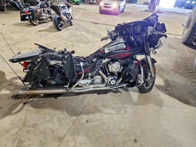 1HD1PR815DB****** 2013 Harley-Davidson FLHTCUSE