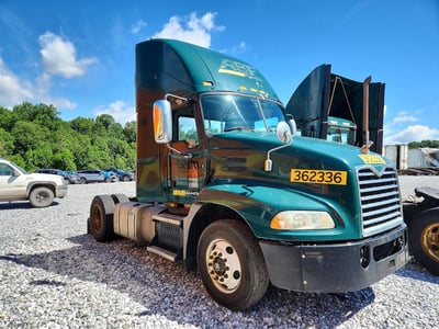 1M1AW01X6HM****** 2017 Mack Cxu612