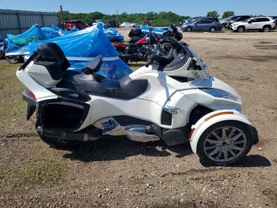 2014 Can-Am Spyder Rt