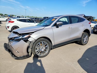 JTEAAAAH5RJ****** 2024 Toyota Venza