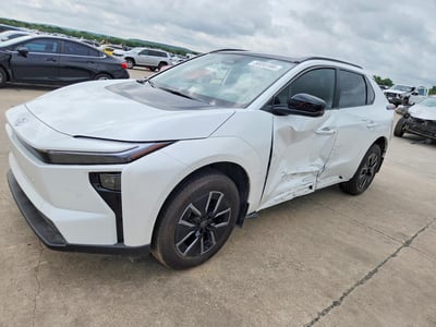 JTMBCAEB4TA****** 2026 Toyota BZ