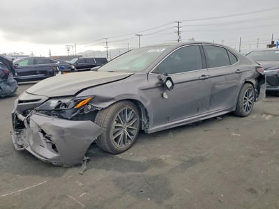 2022 Toyota Camry Hybrid