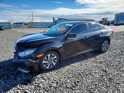 2HGFC2F76JH****** 2018 Honda Civic