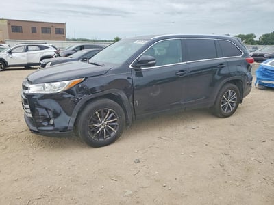 5TDJZRFH8JS****** 2018 Toyota Highlander
