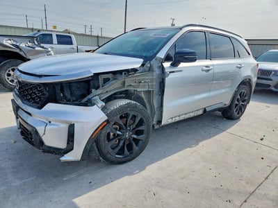 5XYRK4LF7MG****** 2021 Kia Sorento