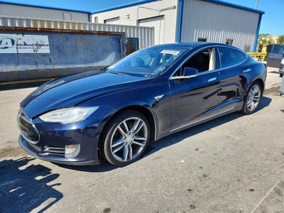 5YJSA1H25FF****** 2015 Tesla Model S