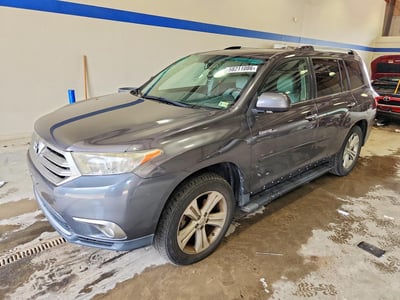 5TDYK3EH4DS****** 2013 Toyota Highlander