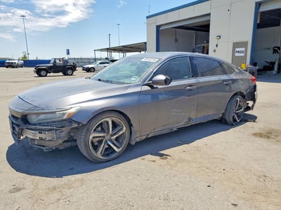 1HGCV2F36JA****** 2018 Honda Accord