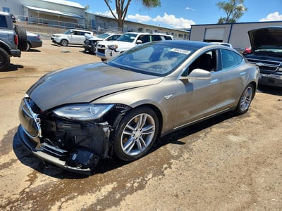 5YJSA1S28FF****** 2015 Tesla Model S