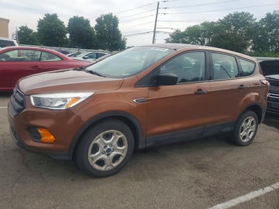 1FMCU0F70HU****** 2017 Ford Escape