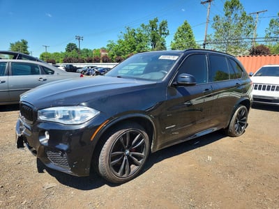 5UXKR2C3XH0****** 2017 BMW X5
