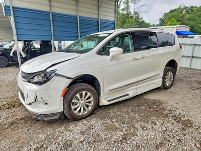 2C4RC1BG5JR****** 2018 Chrysler Pacifica