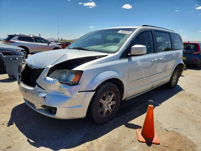 2A4RR5D12AR****** 2010 Chrysler Town & Country