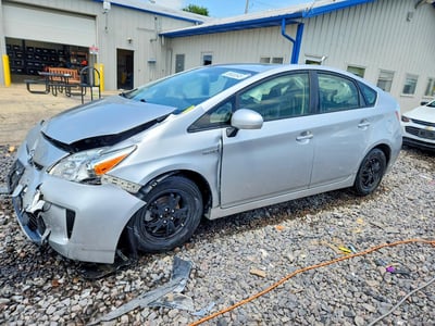 JTDKN3DU9F1****** 2015 Toyota Prius