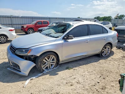 3VWLA7AJ6FM****** 2015 Volkswagen Jetta