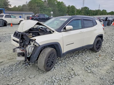 3C4NJDCB2JT****** 2018 Jeep Compass