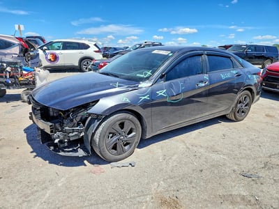 5NPLM4AG8MH****** 2021 Hyundai Elantra
