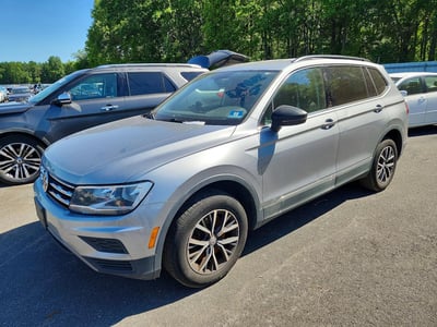 3VV3B7AX1LM****** 2020 Volkswagen Tiguan