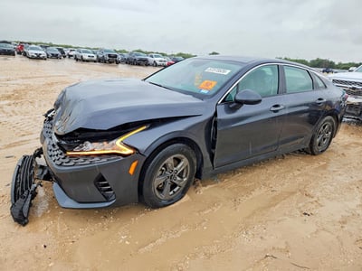 5XXG14J27NG****** 2022 Kia K5