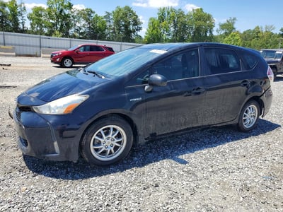 JTDZN3EU9FJ****** 2015 Toyota Prius V