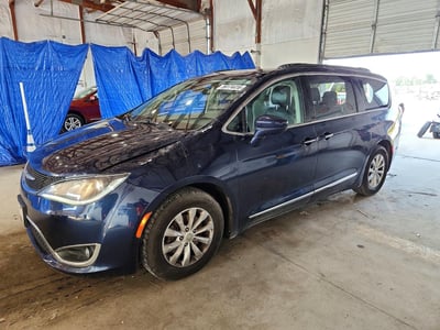 2C4RC1BG8HR****** 2017 Chrysler Pacifica