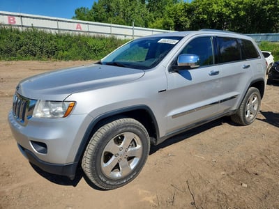 1C4RJFBT8DC****** 2013 Jeep Grand Cherokee