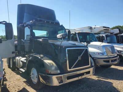 4V4NC9EG8GN****** 2016 Volvo VNL