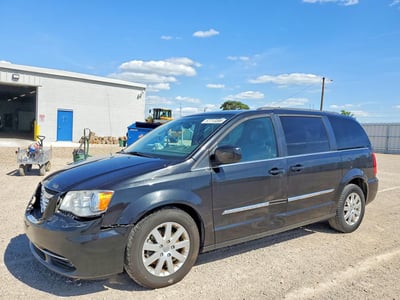 2C4RC1BG2FR****** 2015 Chrysler Town & Country