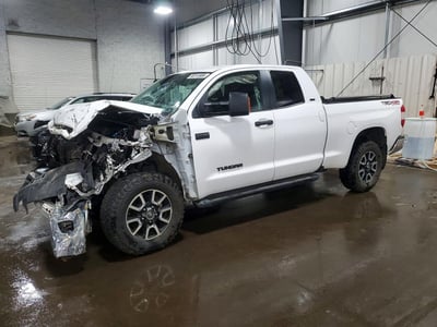 5TFUW5F1XJX****** 2018 Toyota Tundra