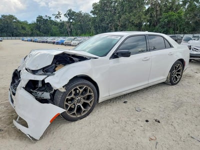 2018 Chrysler 300