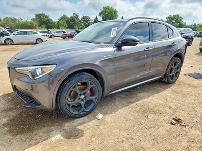 ZASPAKBN7N7****** 2022 Alfa Romeo Stelvio
