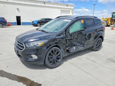 1FMCU0GD0KU****** 2019 Ford Escape