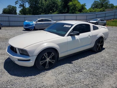 1ZVFT80N355****** 2005 Ford Mustang