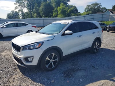 5XYPH4A19GG****** 2016 Kia Sorento
