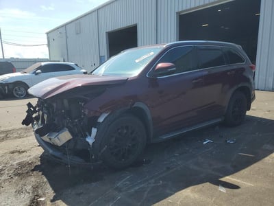 5TDDZRFH3KS****** 2019 Toyota Highlander