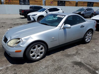 WDBKK47FXYF****** 2000 Mercedes-Benz SLK-Class