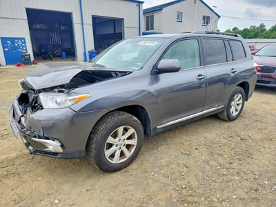 5TDBK3EH7DS****** 2013 Toyota Highlander