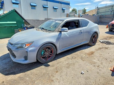 JTKJF5C72GJ****** 2016 Scion TC