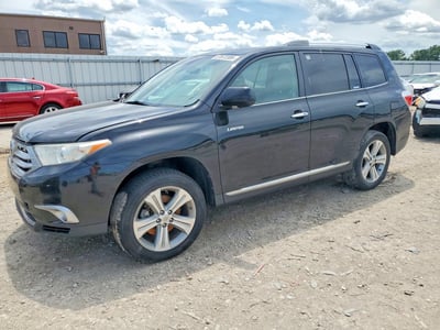 5TDDK3EH8DS****** 2013 Toyota Highlander
