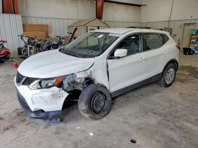 JN1BJ1CR8JW****** 2018 Nissan Rogue Sport
