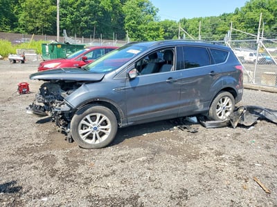 1FMCU9GD6HU****** 2017 Ford Escape