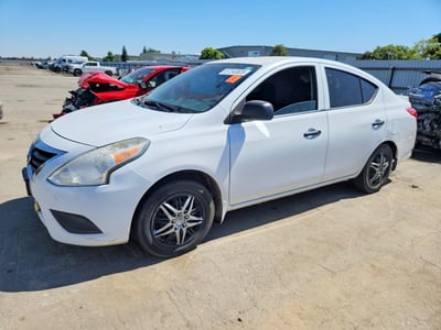 2015 Nissan Versa