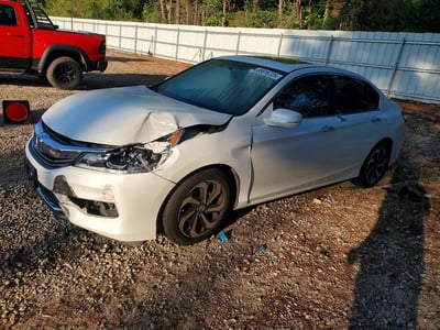 1HGCR2F73GA****** 2016 Honda Accord