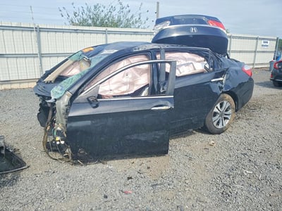 1HGCR2F34FA****** 2015 Honda Accord