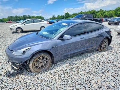 5YJ3E1EA4NF****** 2022 Tesla Model 3